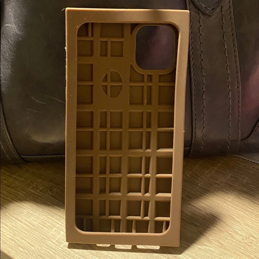 Girly iPhone 11 Pro Max cases EUC